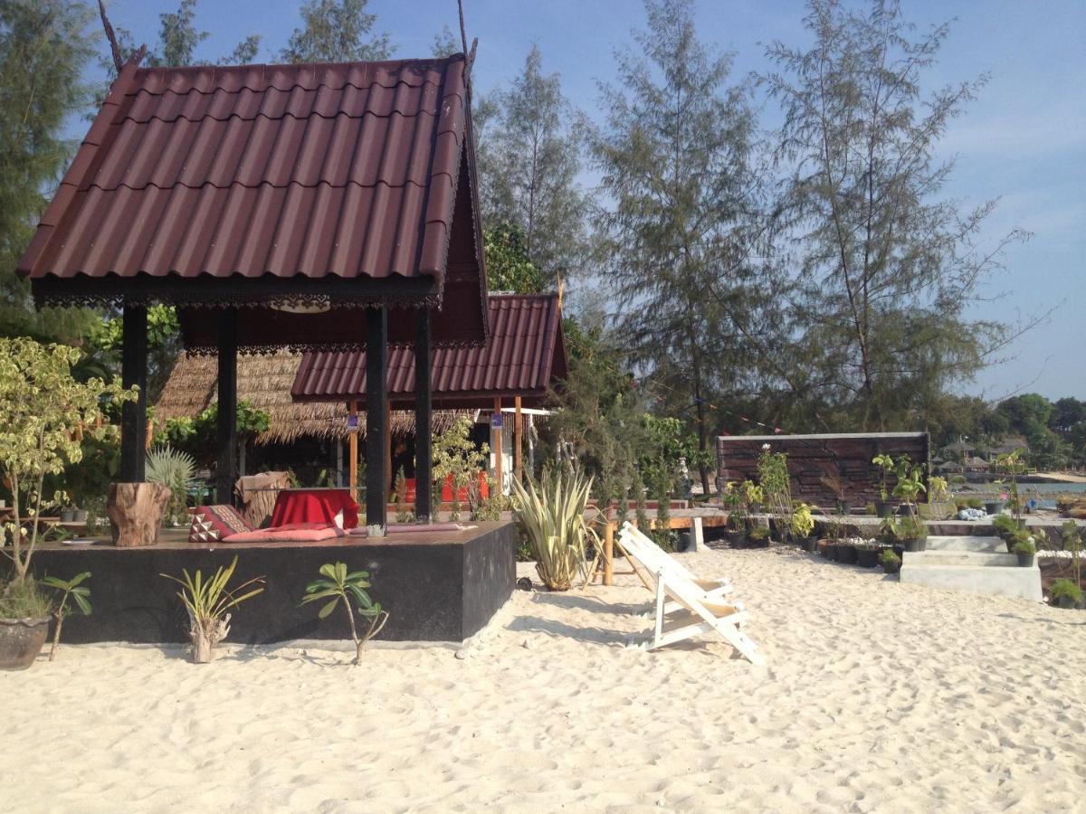 Phangan Cove Beach Resort Szrithanu Kültér fotó