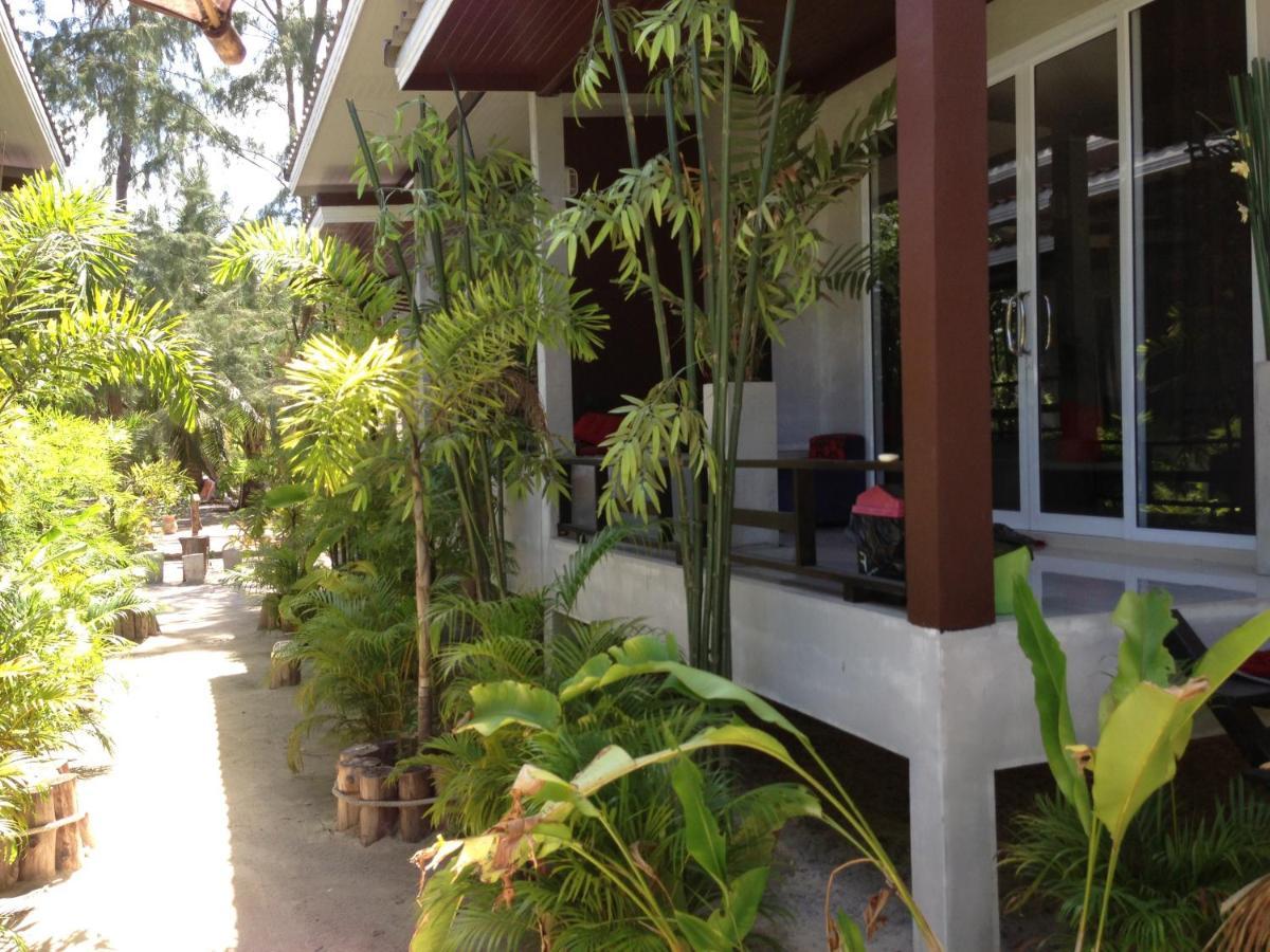 Phangan Cove Beach Resort Szrithanu Kültér fotó