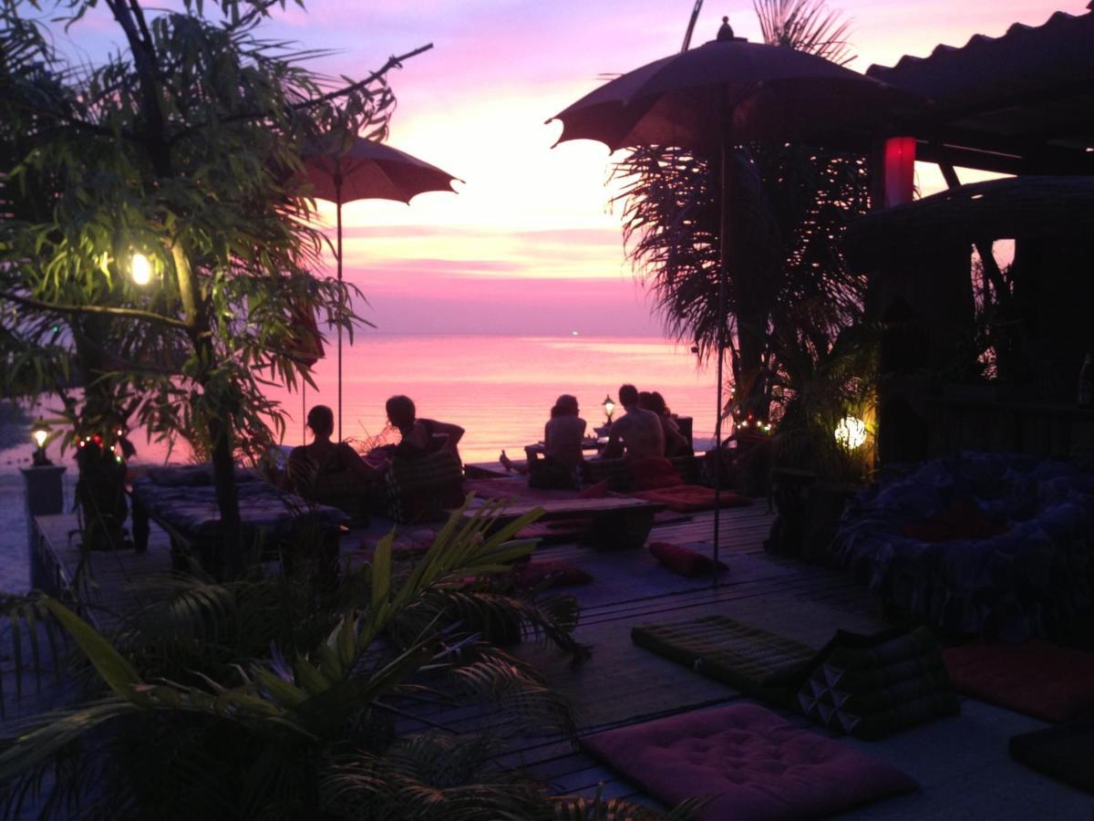Phangan Cove Beach Resort Szrithanu Kültér fotó