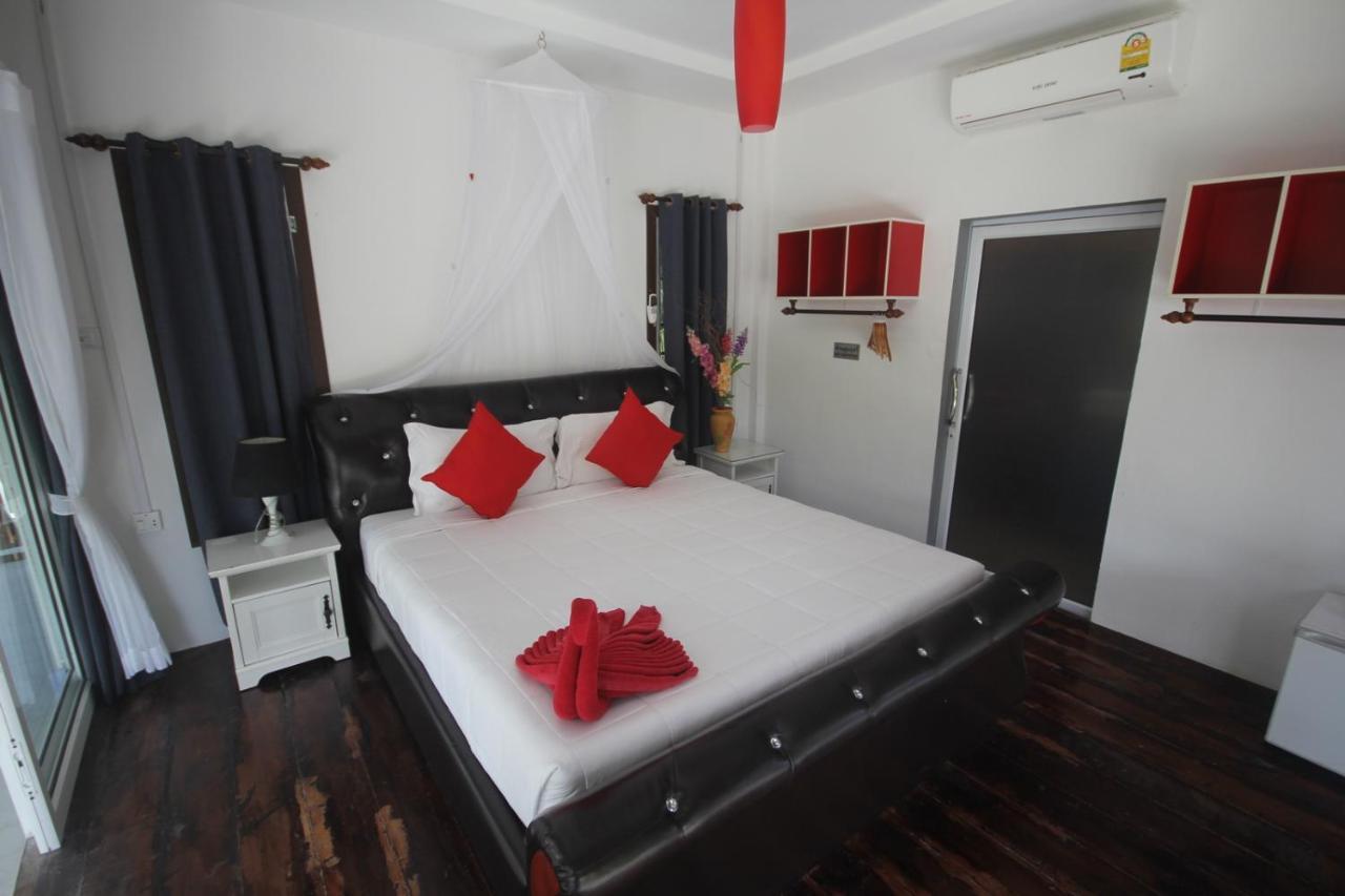 Phangan Cove Beach Resort Szrithanu Kültér fotó