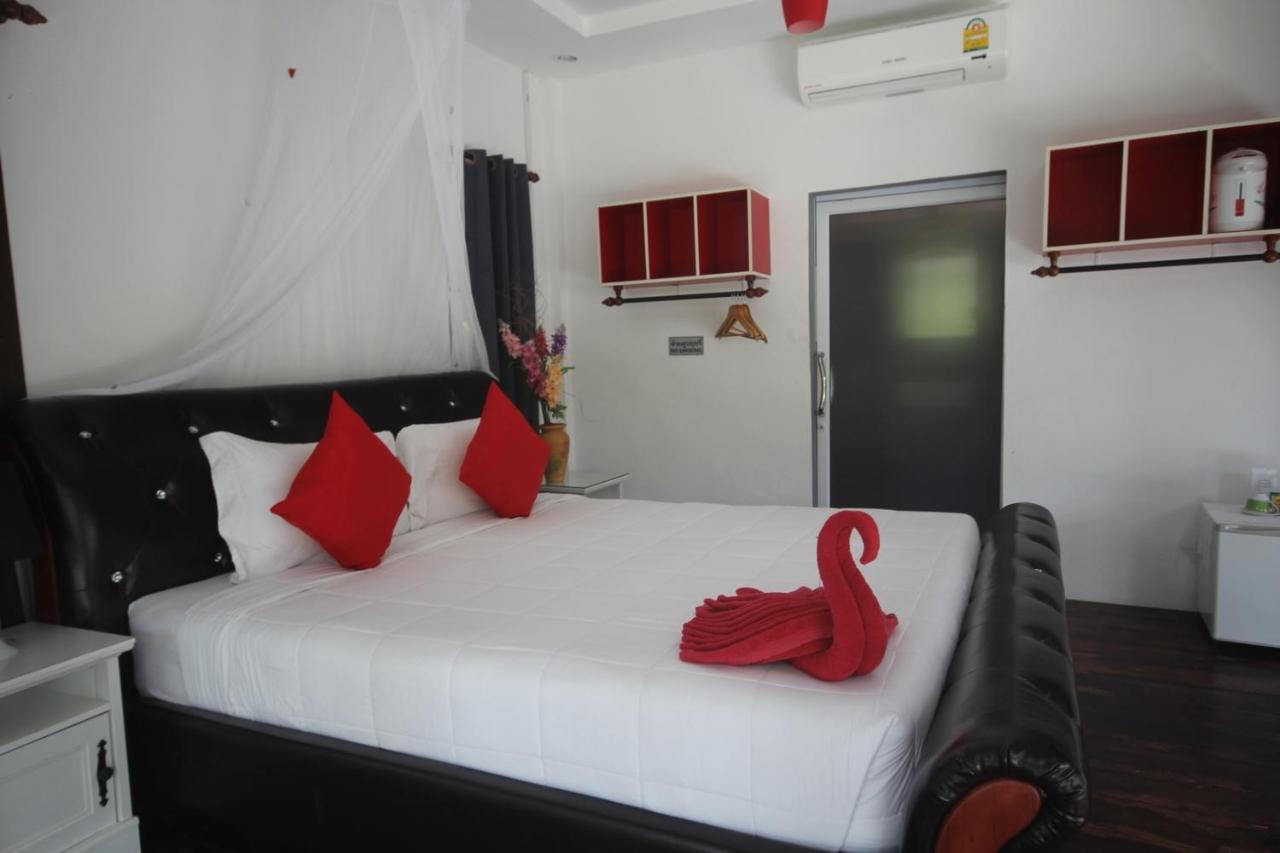 Phangan Cove Beach Resort Szrithanu Kültér fotó