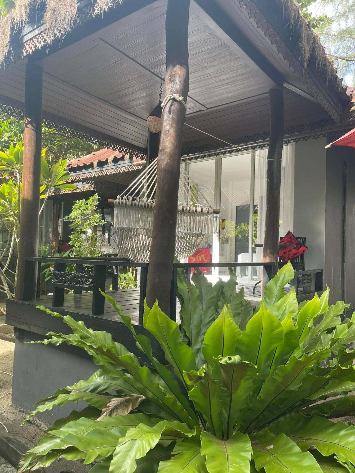 Phangan Cove Beach Resort Szrithanu Kültér fotó
