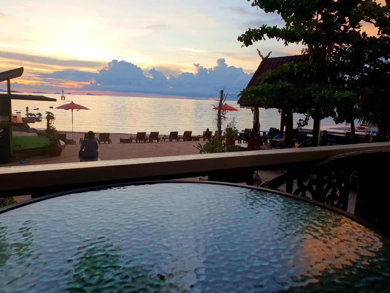 Phangan Cove Beach Resort Szrithanu Kültér fotó